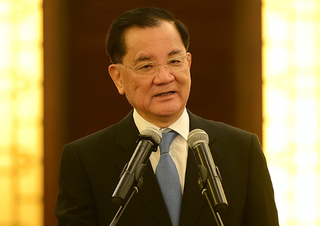 赖清德针对国民党，阻止多人出席九三阅兵，国民党却在阻挡郑丽文