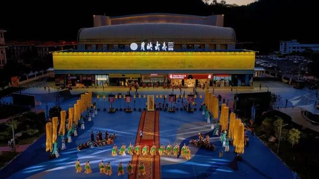 太顶了！「月映武夷」这个暑期一直在出圈！传统文化也能这么潮！