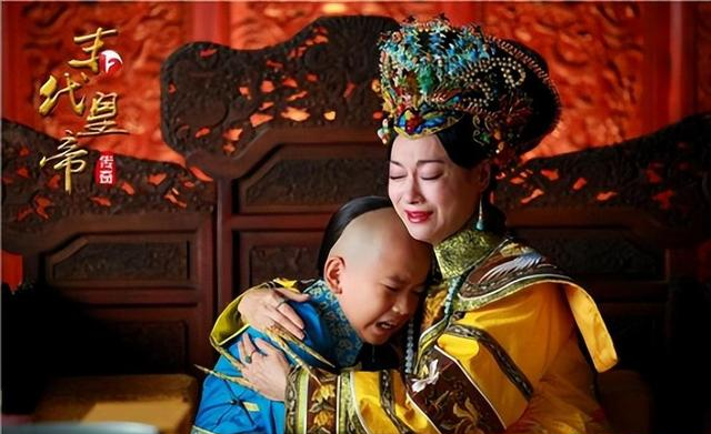 隆裕太后与袁世凯谈退位条件时，几乎全部答应，唯独此事宁死不从