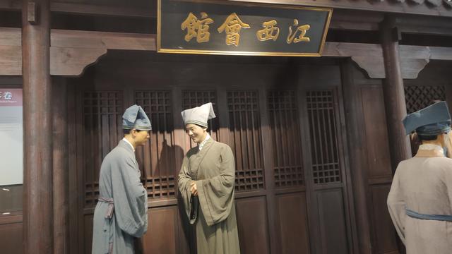 吉安等于三个南昌，南昌应该吸入丰城、樟树、高安、奉新、靖安