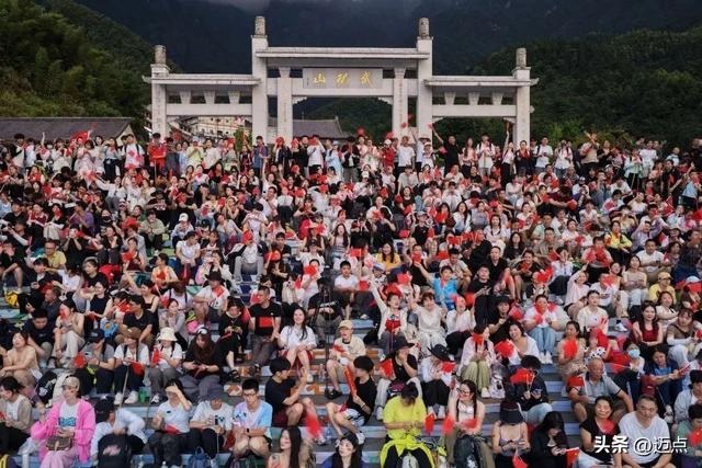 从“户外天堂”到“户外运动目的地”：萍乡武功山的进阶之路