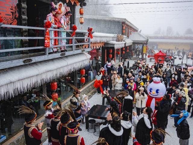 川渝同频共振，传承巴蜀年味！九皇山推出“万人刨汤宴”惠民活动