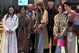 同是80后，卢靖姗和戚薇的颜值状态差距大，外国女人的花期太短了图片