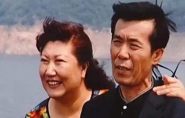 撒谎把命搭进去了！05年高秀敏猝死家中，13年后情人揭露当年真相