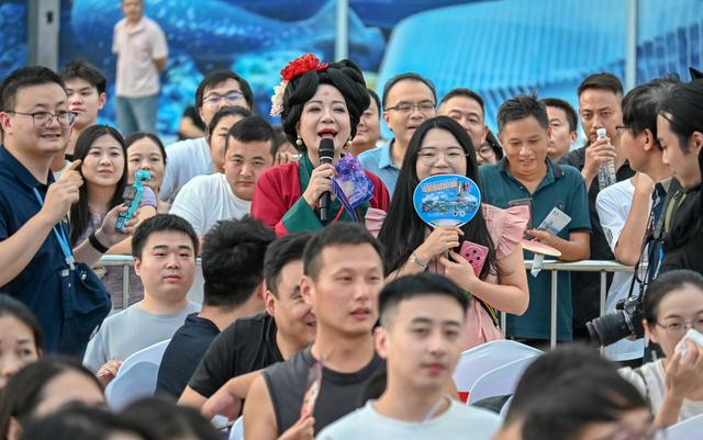 襄阳举办“鹿鸣邀约·银河之夜”七夕盛典 三地千人共度浪漫之夜