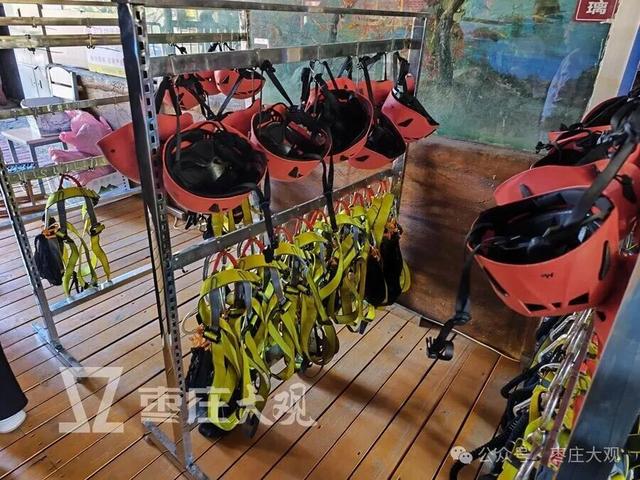 红叶季，在枣庄抱犊崮崖壁上拍到我的人生照片！