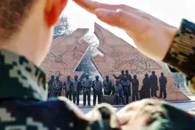 2024年军校招生为何“爆火”？图片