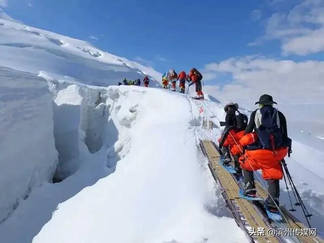 7546米!深圳14岁女生成功登顶“冰山之父”