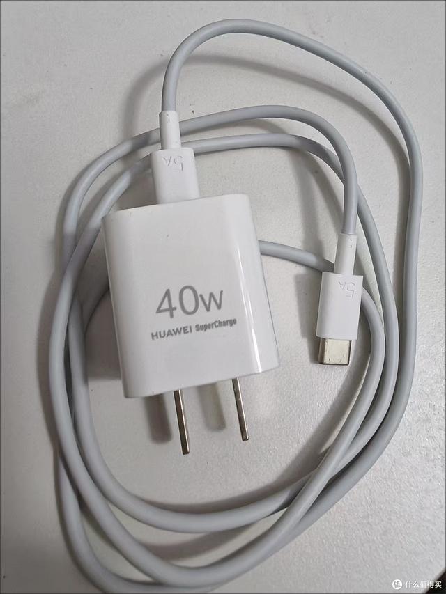 苹果17的40W充电器这两款怎么样