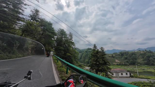 皖浙摩旅二人转——磻溪村篇