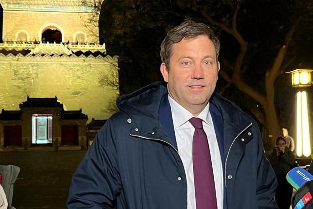 日本话音刚落，又一国介入台海，专机已经离华，要逼中国做3件事