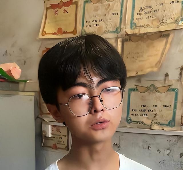 开局天崩，679分寒门贵子考上国防科技大学，恶心的一幕却发生了