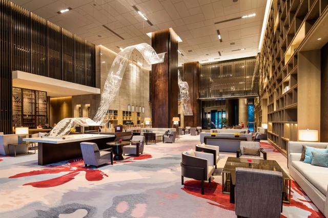 “白鹭展翅”地标建筑酒店!海湾观景免费住+双人茶点任意吃~