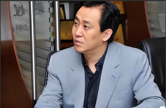 两年了，为何许家印迟迟不判刑？真相比你想象的更复杂！