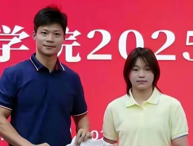 被嘲笑发胖30天后，全红婵让所有人闭嘴：冠军的身体不用取悦镜头
