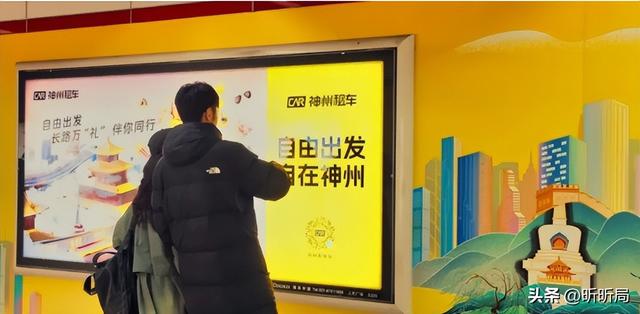 旅行不排队不挨宰？年轻人自驾游彻底改写玩法！