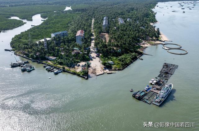 海南文昌：椰林湾引客来