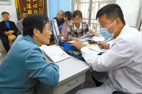 口腔溃疡是脾胃虚弱的反应？常吃这"两类"食物，或能尽快改善！图片