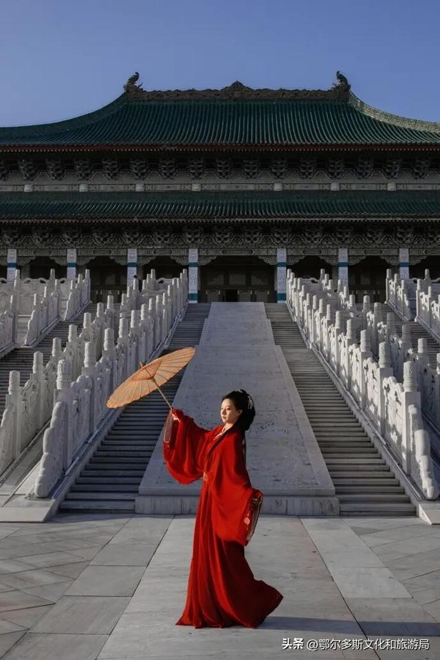 走，去鄂尔多斯文化产业园当主角！