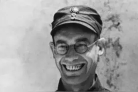 李德回到苏联后受到审查，周恩来和刘亚楼当众揭发他的罪过图片