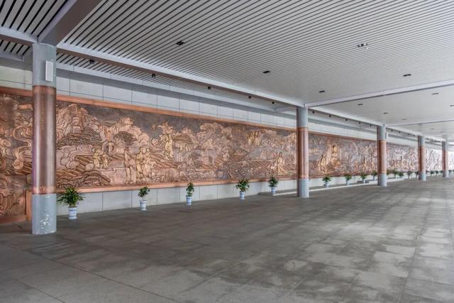 这条高铁火了！据说能“邂逅”李白和杜甫！