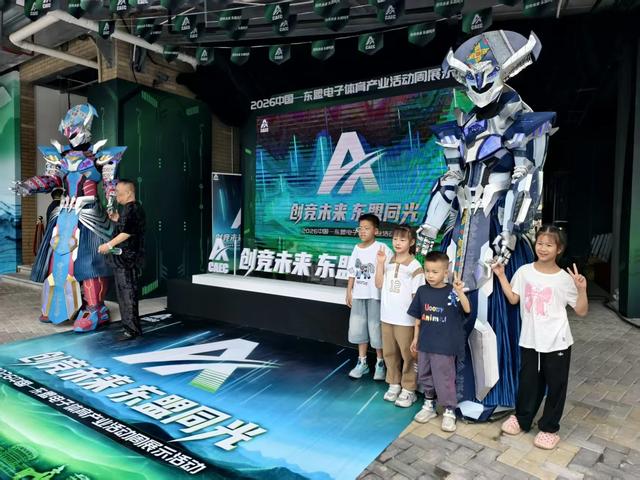 南宁今天炸了！三月三开幕式现场太燃了