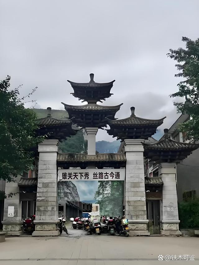 踏迹寻音：前往昭通盐津豆沙关，穿越千年观摩唐摩崖