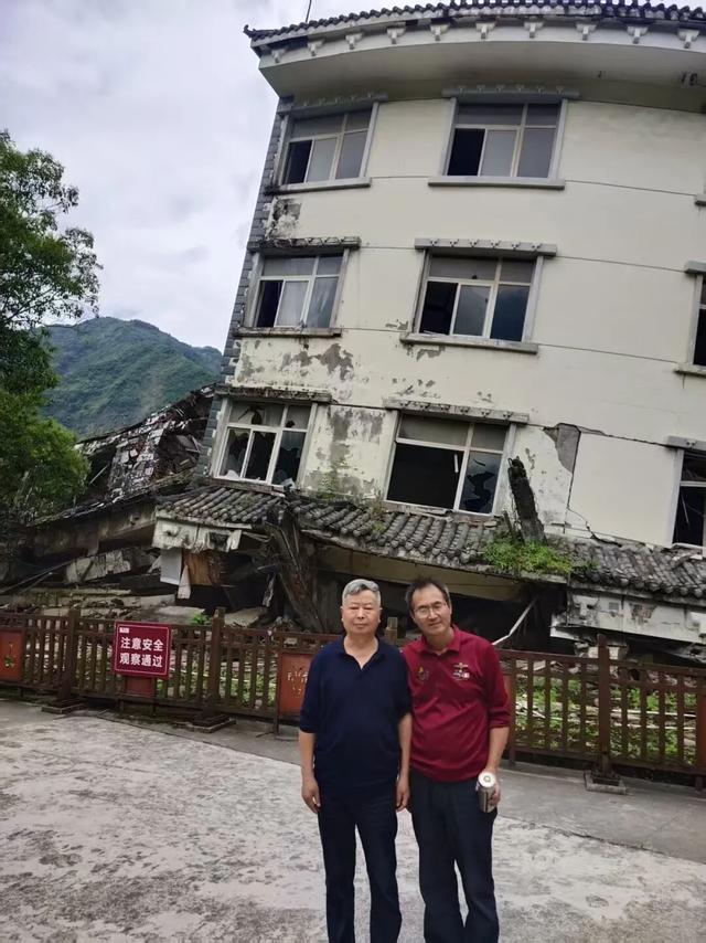 “穿上军装守国门，脱下军装守乡土”：老战友的北川情结