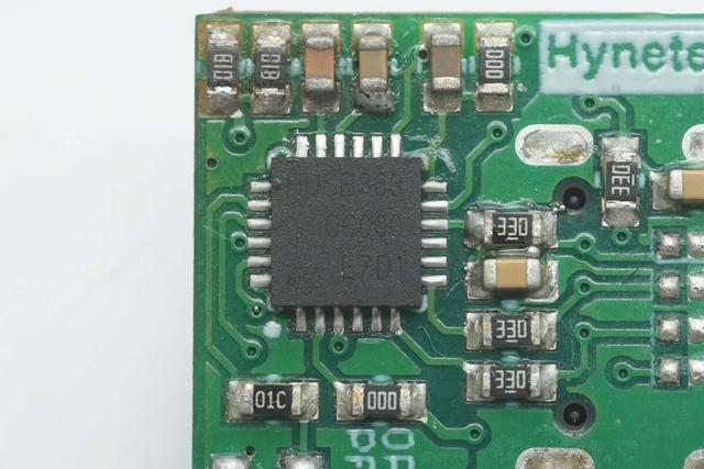 多款支持 iPhone17 的 AVS 快充芯片在 2025秋季亚洲充电展首次公开