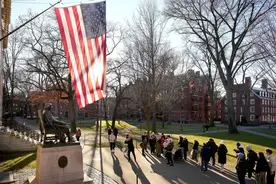 哈佛大学被封杀，留学生要全员驱逐？图片