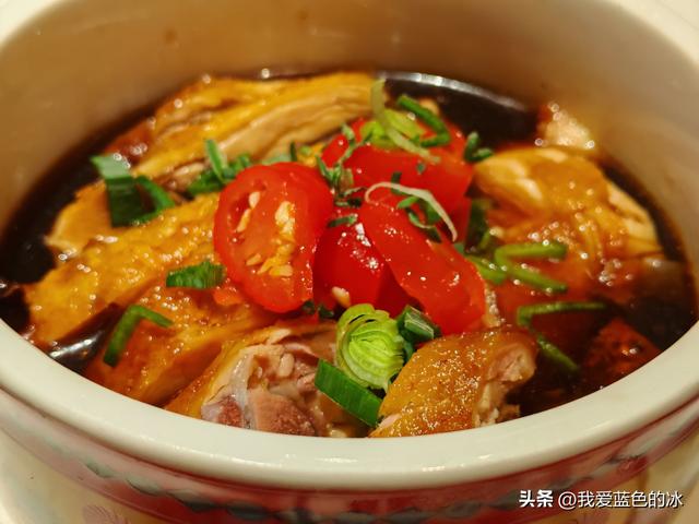 以吃的名义南京一日游：南京大牌档的午餐，四个招牌菜点了三样