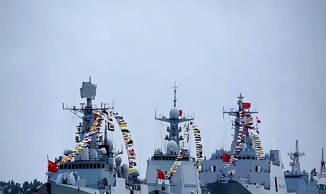 首次访华就不尊重我国？中国当场撤走仪仗队：摆正态度再来吧、