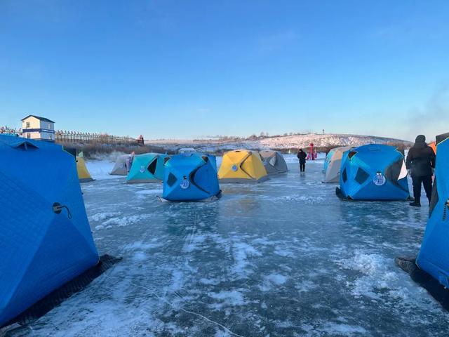 特色冰雪活动点燃额尔古纳的冬天
