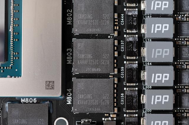 iGame RTX 5090 D v2火神显卡评测：凌厉方正硬汉！性能依旧能打！
