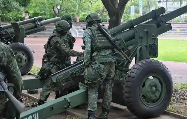环台军演第二天，台军放狠话：要打第一枪！若敢动手就是统一之日