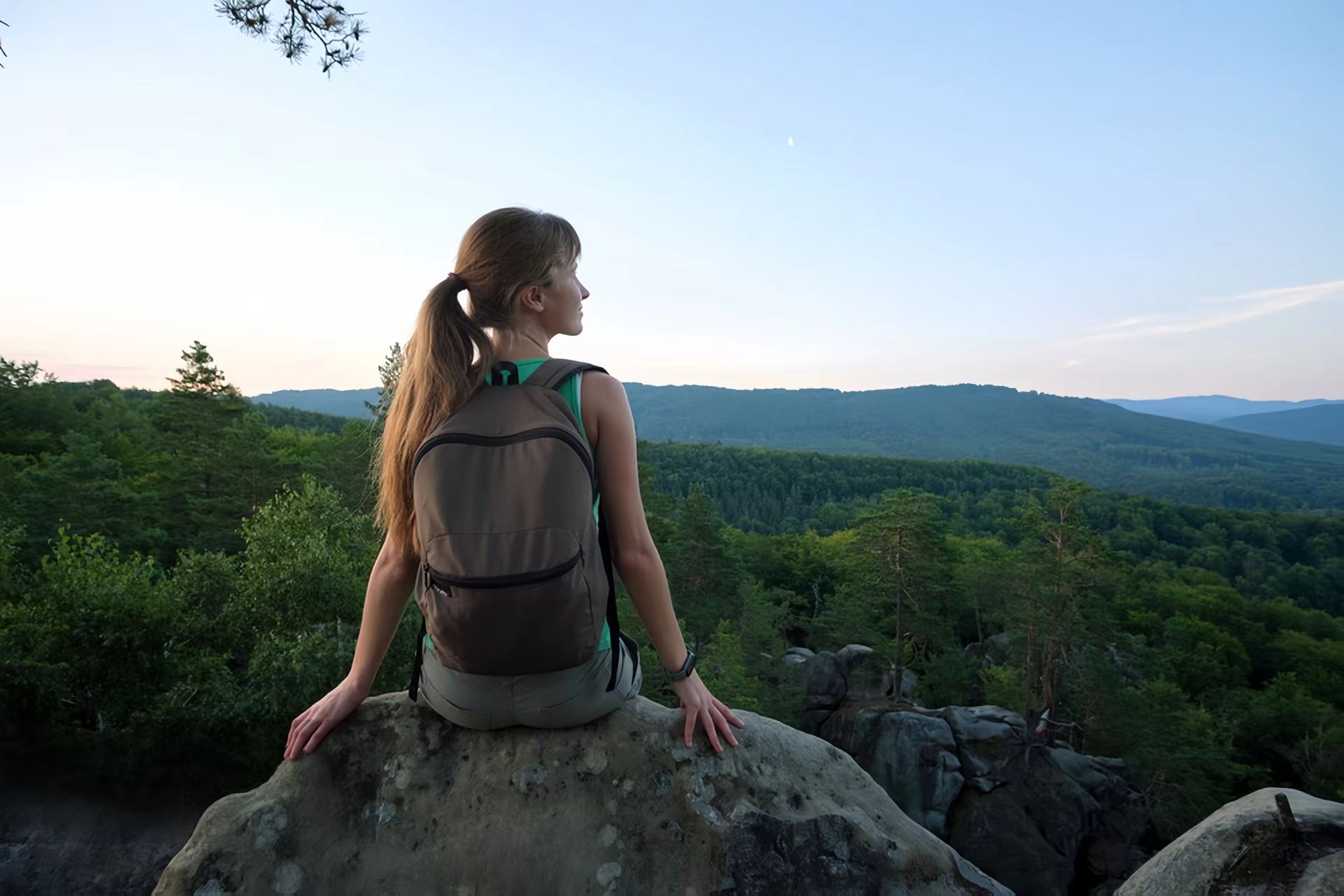 女儿突然变得抑郁自卑的背后,隐藏着父母不知道的秘密 刘承洛记忆重组 abe362e8ae5b42df9efe4de88dc26aad~tplv tt origin web:gif.jpeg? iz=58558&from=article - 女儿突然变得抑郁自卑的背后,隐藏着父母不知道的秘密