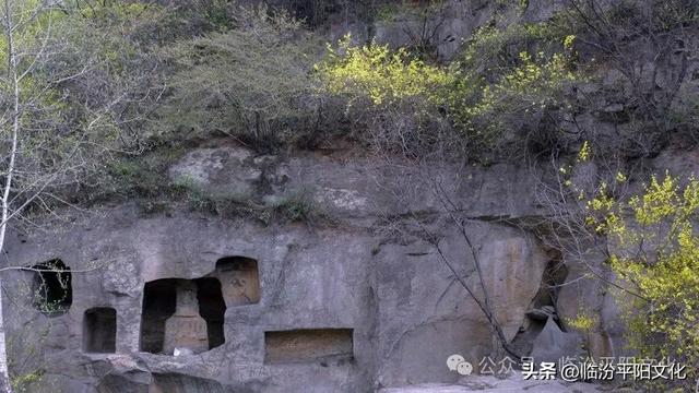 临汾：吉县石窟和石刻造像