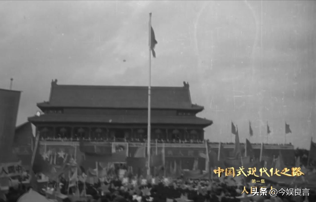 天安门旗台下为啥要装一台空调？明明哨兵都享受不到，看完才明白