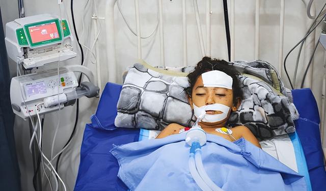 加沙停火隐形杀手，未爆弹致一死一伤，6000万吨废墟排雷仍需30年