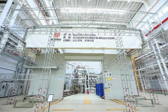 1个重磅消息官宣！中国已领先世界干成两件大事,改写人类能源史？