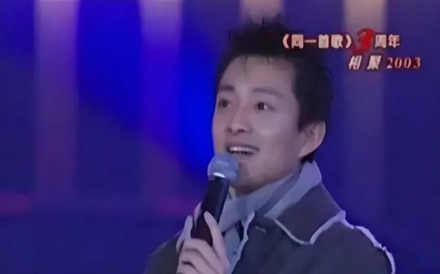 昨夜今晨 | 前央视知名主持人复出 | 山姆App现不雅照 | “大衣哥”赢了 | 马尔代夫世代禁烟令