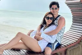 钟嘉欣夫妇撇下仨娃出游，大13岁老公好宠妻，二人世界恩爱甜蜜图片