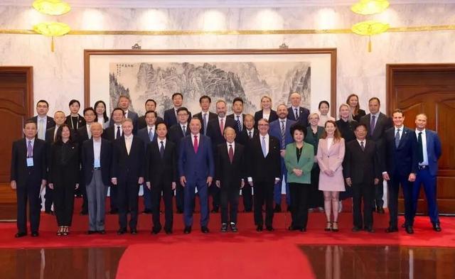 中方动真格	，订单全部叫停，必和必拓蒸发千亿，澳总理求助无门