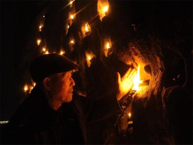 走，去彬州大佛寺看灯山去