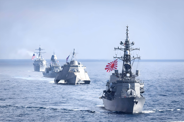 中日架炮海上对峙3小时！日船只夜袭钓鱼岛	，中方再次通告联合国