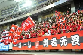 “江苏德比”邀您上场，代表苏州，逐梦绿茵场！图片