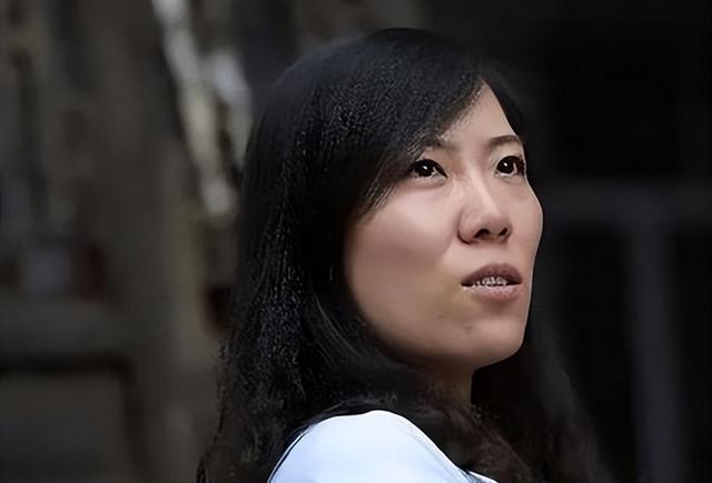 “辞职看世界”的女老师	，11年后现状曝光：黯然回乡，老公已分手