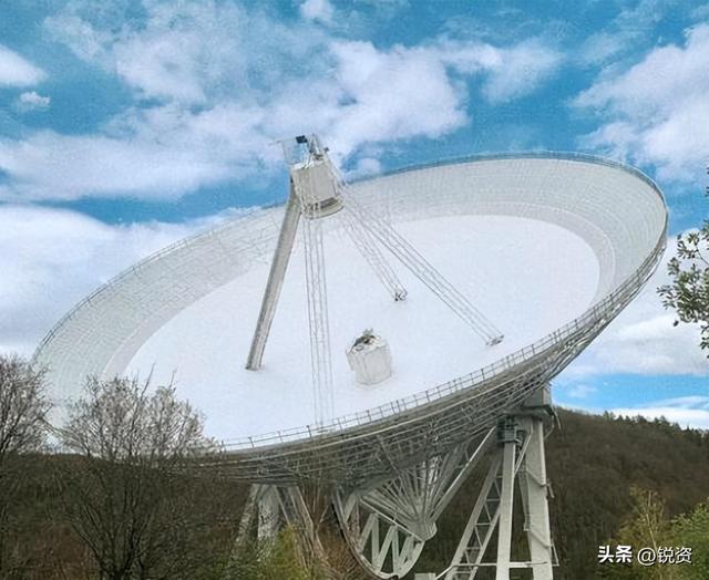 11亿光年蓝色闪光揭露！宇宙高能事件，上演撕星惨案