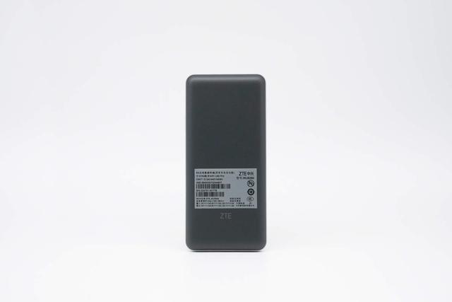 高达1999元售价是怎样的用料做过水准？中兴U60 Pro 5G随身WiFi拆解