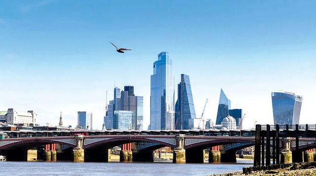 英国越混越差？美国埋坑、工业空心化，“衰落管理”才是最好归宿